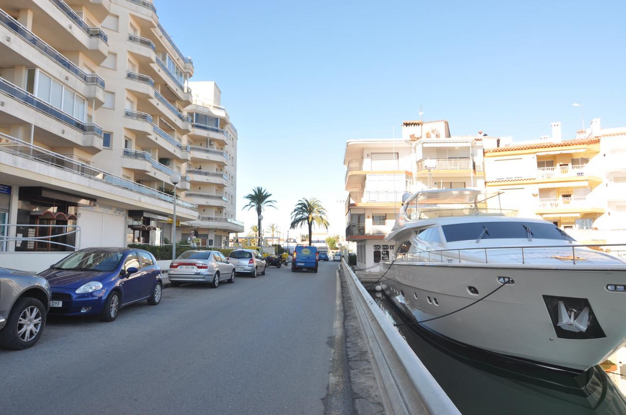 Rnet - Nautic Empuriabrava Apartment ภายนอก รูปภาพ