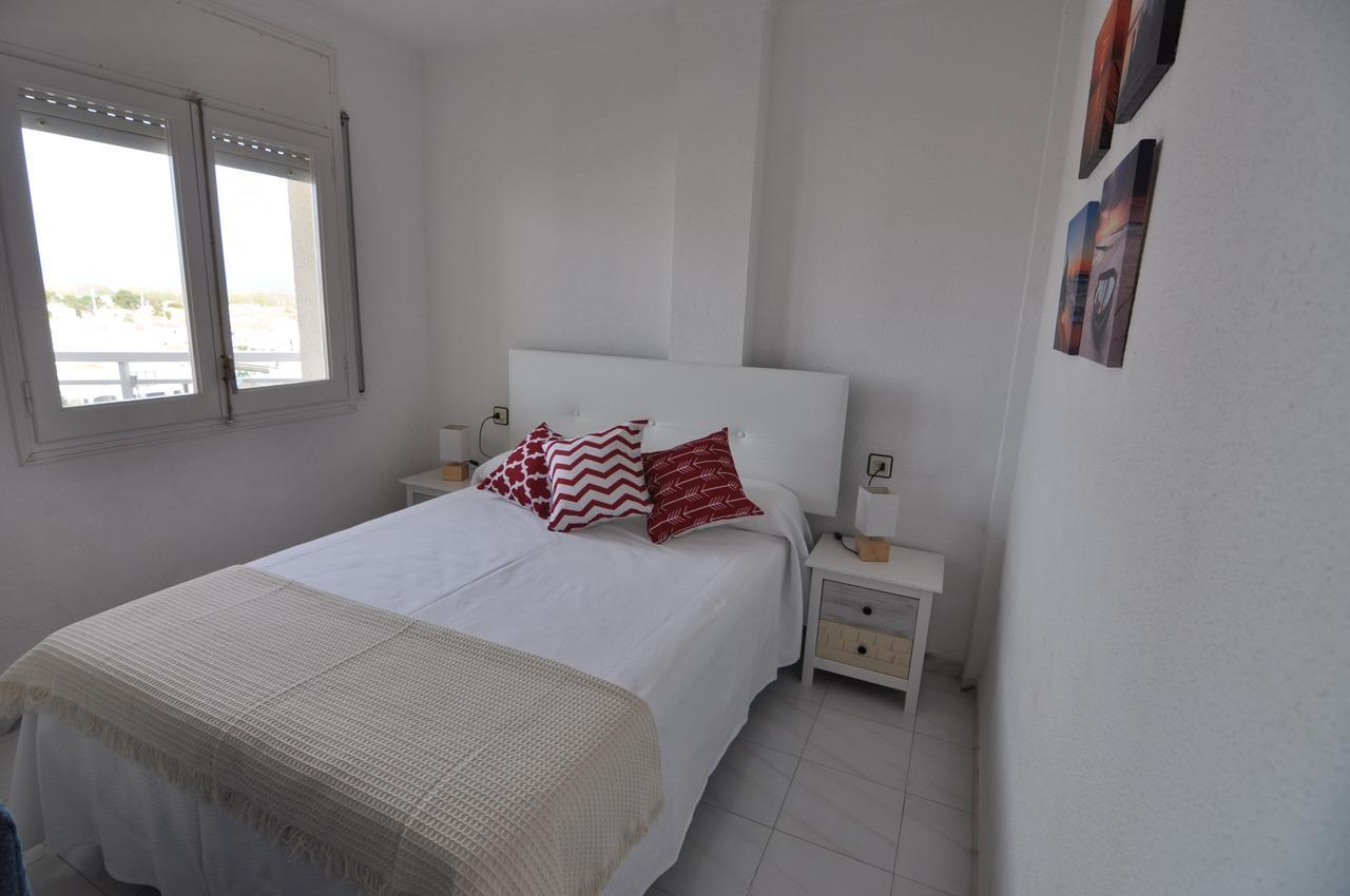 Rnet - Nautic Empuriabrava Apartment ภายนอก รูปภาพ