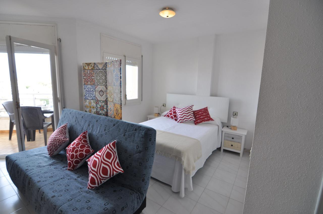 Rnet - Nautic Empuriabrava Apartment ภายนอก รูปภาพ